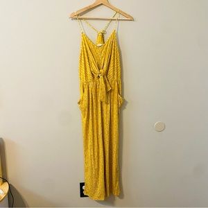 Entro Yellow Spaghetti strap Racerback Adjustable tie front jumpsuit Size Med